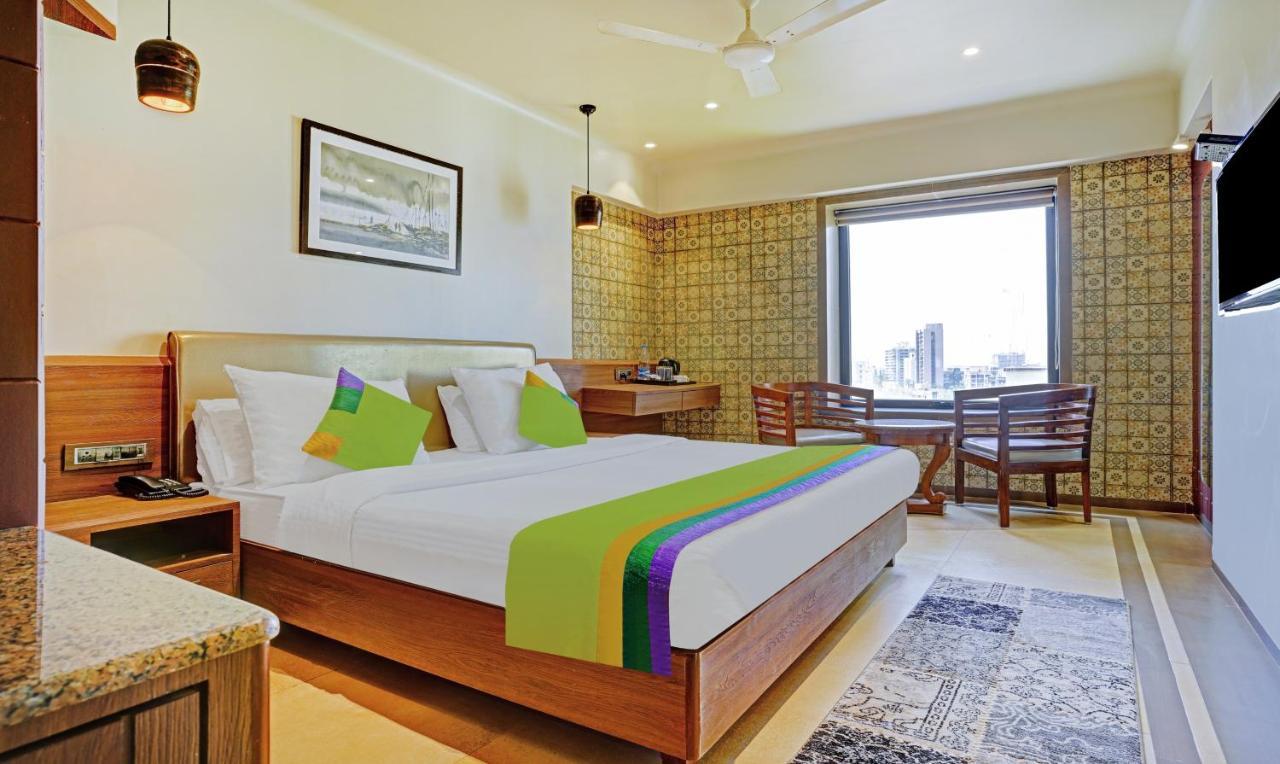 Treebo Olive Nest Hotel Mumbai  Buitenkant foto