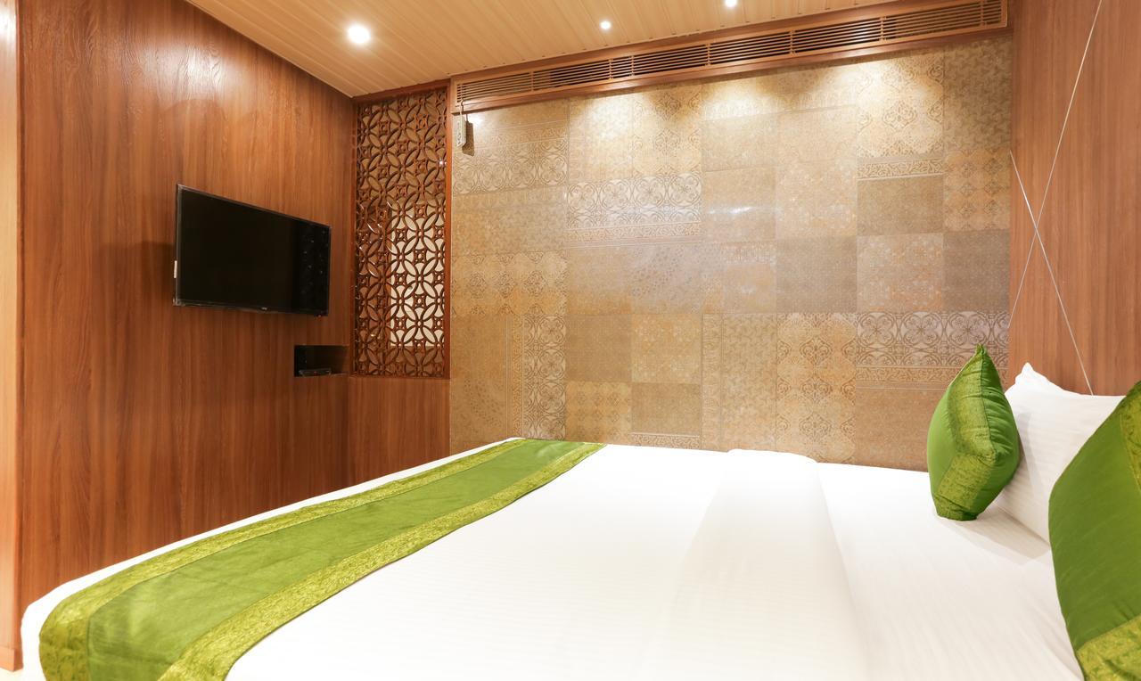 Treebo Olive Nest Hotel Mumbai  Buitenkant foto